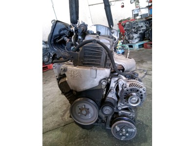 MOTOR CON ACCESORIOS Y CAJA DE CAMBIOS CITROEN C3
