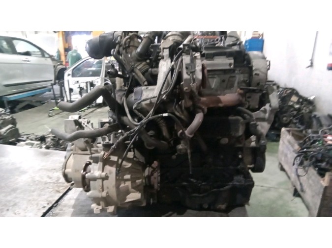 MOTOR CON ACCESORIOS Y CAJA DE CAMBIOS VOLKSWAGEN CADDY 2011