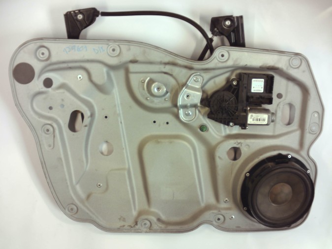 ELEVALUNAS DELANTERO IZQUIERDO VOLKSWAGEN CADDY 2011