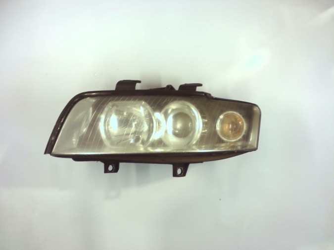 FARO DELANTERO IZQUIERDO AUDI A4 2002