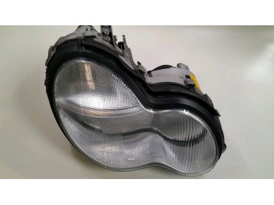 FARO DELANTERO DERECHO MERCEDES C 200 KOMPRESSOR 2003