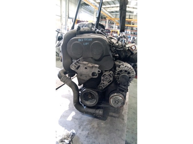 MOTOR CON ACCESORIOS SIN CAJA DE CAMBIOS VOLKSWAGEN GOLF 2006