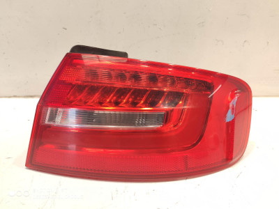 PILOTO TRASERO DERECHO EXTERIOR AUDI A4 2013
