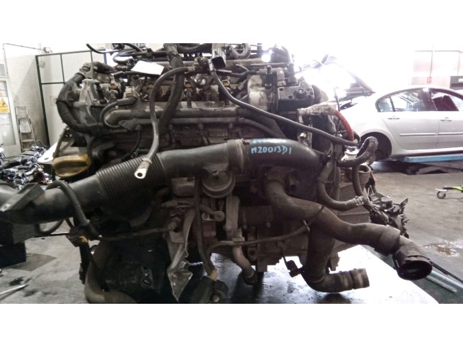 MOTOR CON ACCESORIOS SIN CAJA DE CAMBIOS OPEL CORSA