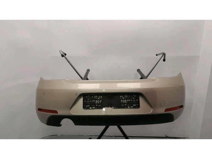 PARAGOLPES TRASERO VOLKSWAGEN BEETLE CHAMPAN 2013