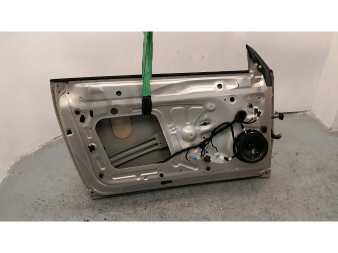 PUERTA DELANTERA IZQUIERDA VOLKSWAGEN BEETLE CHAMPAN 2013