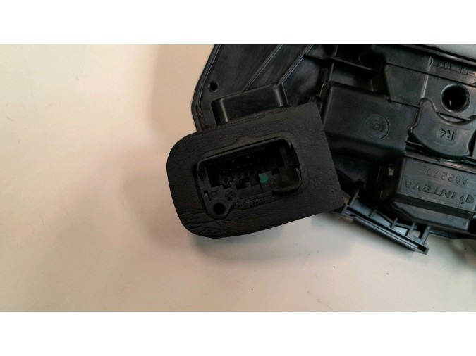 CERRADURA PUERTA DELANTERA DERECHA VOLKSWAGEN BEETLE 2013