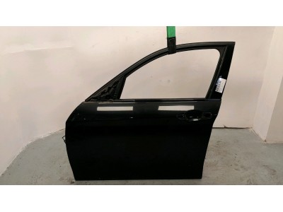 PUERTA DELANTERA IZQUIERDA BMW 118D NEGRA 2017