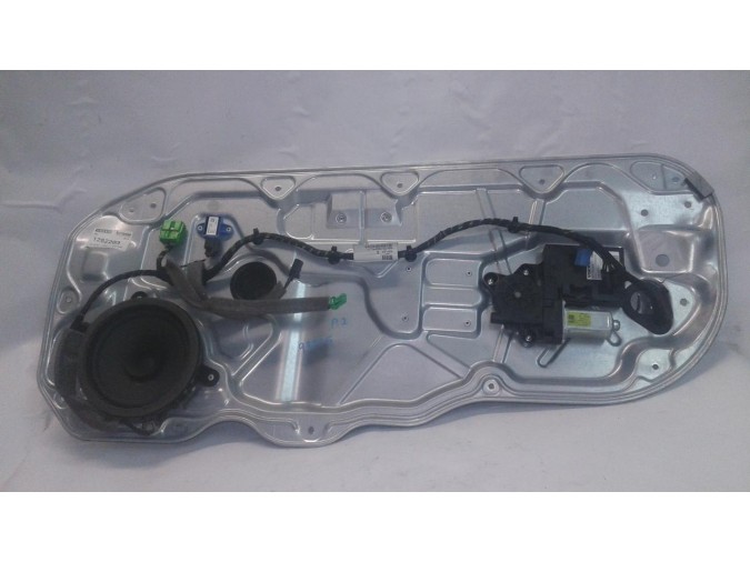 ELEVALUNAS DELANTERO DERECHO VOLVO C30 2007