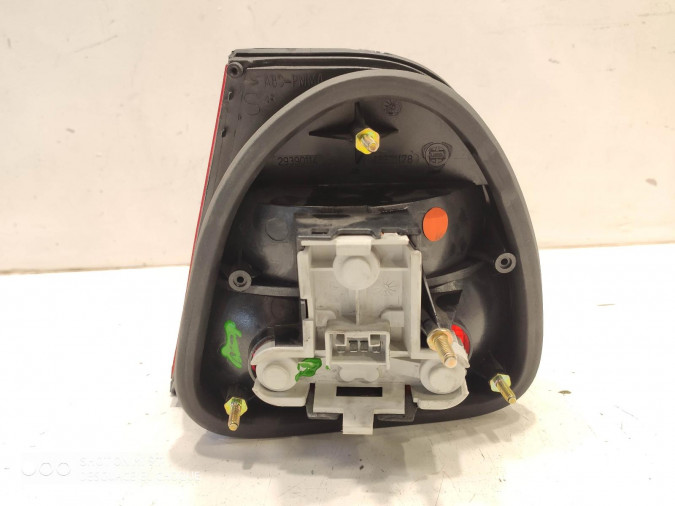 PILOTO TRASERO IZQUIERDO LANCIA DELTA 1993
