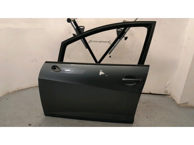 PUERTA DELANTERA DERECHA SEAT IBIZA GRIS 2013