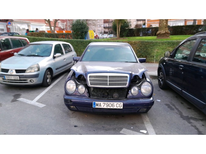 CERRADURA CAPO MERCEDES E 280 4MATIC 1997