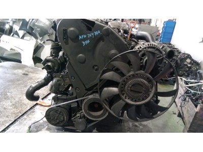 MOTOR CON ACCESORIOS Y CAJA DE CAMBIOS VOLKSWAGEN PASSAT 1997