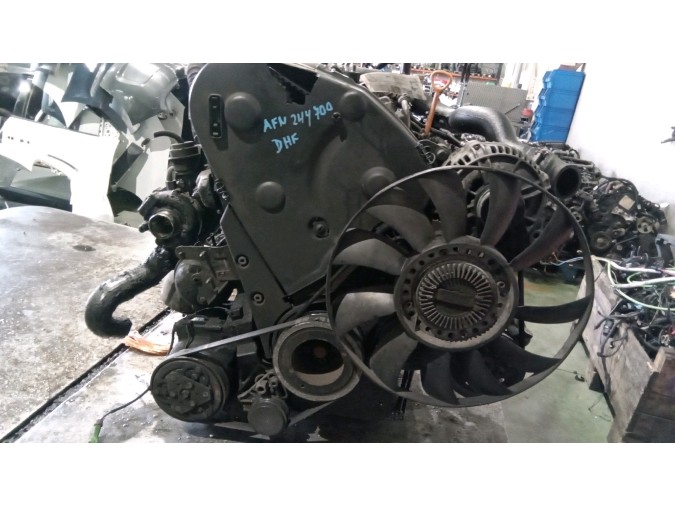 MOTOR CON ACCESORIOS Y CAJA DE CAMBIOS VOLKSWAGEN PASSAT 1997