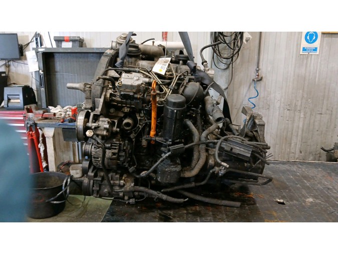 COMPRESOR AIRE ACONDICIONADO VOLKSWAGEN GOLF 1999