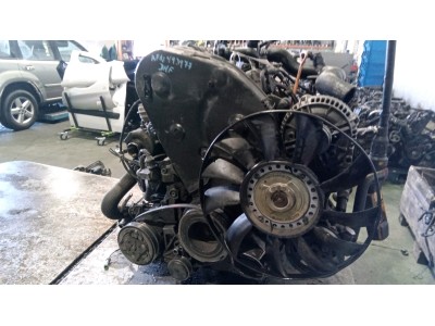 MOTOR CON ACCESORIOS Y CAJA DE CAMBIOS VOLKSWAGEN PASSAT 1998