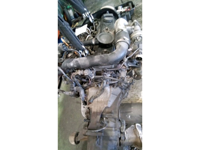 MOTOR CON ACCESORIOS Y CAJA DE CAMBIOS VOLKSWAGEN PASSAT 1998