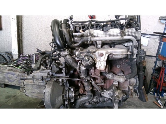 MOTOR CON ACCESORIOS SIN CAJA DE CAMBIOS PEUGEOT 807