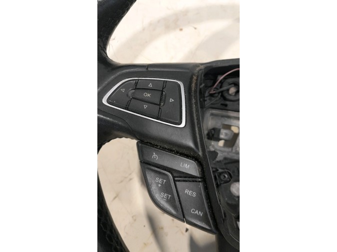 VOLANTE FORD FOCUS negro 2015