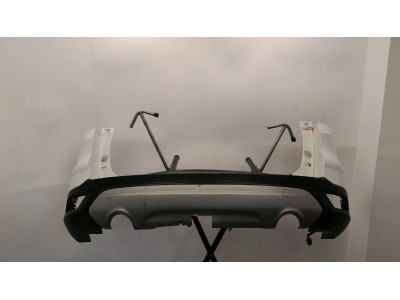 PARAGOLPES TR.CEN. FORD KUGA BLANCO 2019