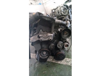 MOTOR CON ACCESORIOS Y CAJA DE CAMBIOS VOLKSWAGEN GOLF 2002