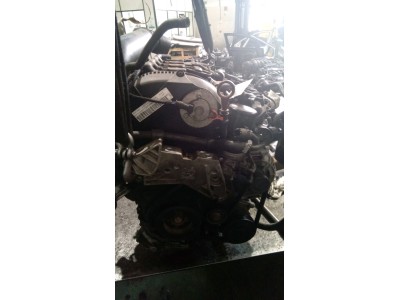 MOTOR CON ACCESORIOS Y CAJA DE CAMBIOS VOLKSWAGEN GOLF 2009