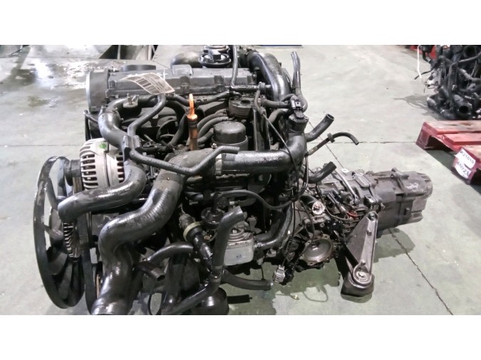 MOTOR CON ACCESORIOS Y CAJA DE CAMBIOS VOLKSWAGEN PASSAT 2000