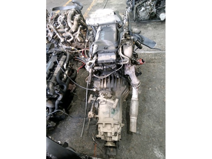 MOTOR CON ACCESORIOS Y CAJA DE CAMBIOS IVECO 35S11 2002