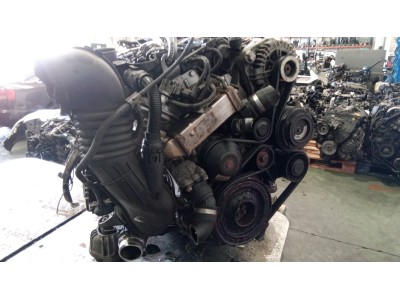 MOTOR CON ACCESORIOS SIN CAJA DE CAMBIOS BMW 118D 2007