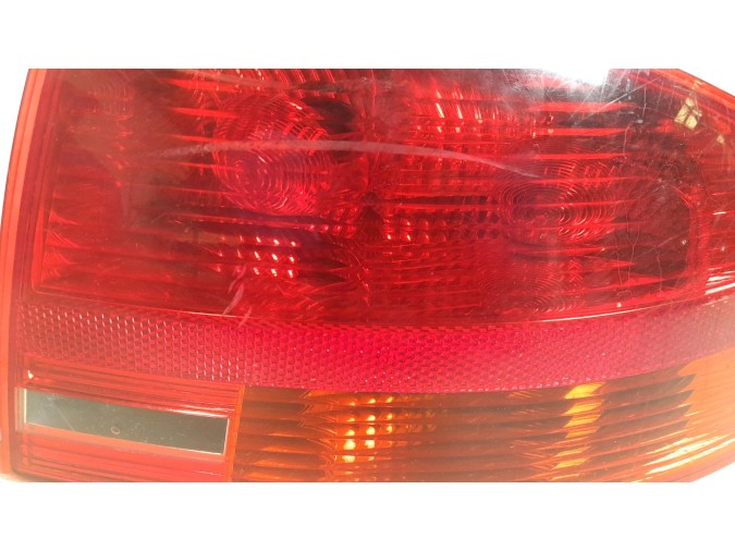 PILOTO TRASERO DERECHO AUDI A4 2007