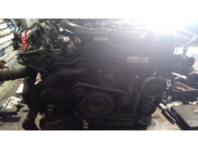 MOTOR CON ACCESORIOS Y CAJA DE CAMBIOS AUDI A4 2007