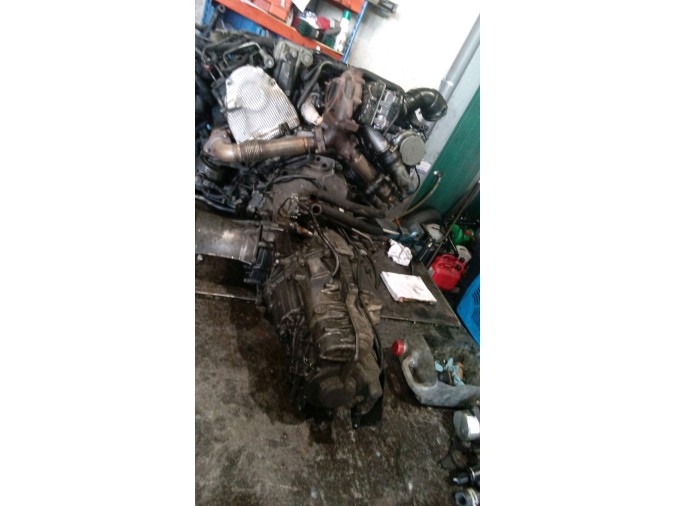 MOTOR CON ACCESORIOS Y CAJA DE CAMBIOS AUDI A4 2007