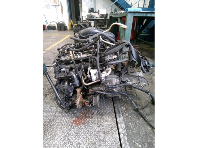 MOTOR CON ACCESORIOS SIN CAJA DE CAMBIOS FORD TRANSIT 2007