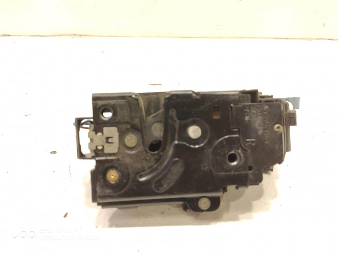 CERRADURA PUERTA DELANTERA DERECHA VOLKSWAGEN TOUAREG 2007