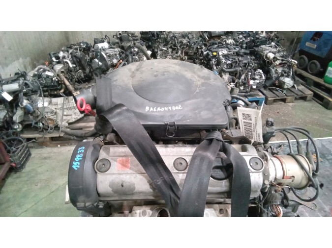 MOTOR CON ACCESORIOS Y CAJA DE CAMBIOS VOLKSWAGEN POLO 1995