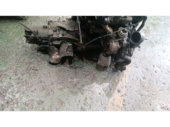 MOTOR CON ACCESORIOS Y CAJA DE CAMBIOS VOLKSWAGEN PASSAT 1999