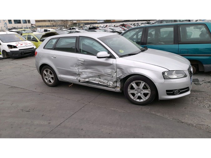 PARAGOLPES TRASERO AUDI A3 GRIS 2011
