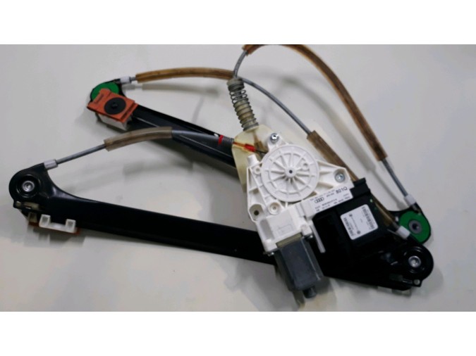ELEVALUNAS DELANTERO IZQUIERDO AUDI A3 2011