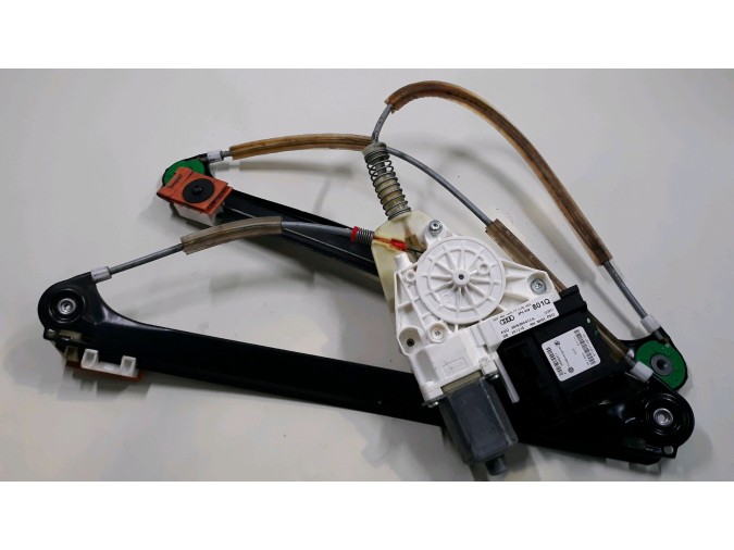 ELEVALUNAS DELANTERO IZQUIERDO AUDI A3 2011
