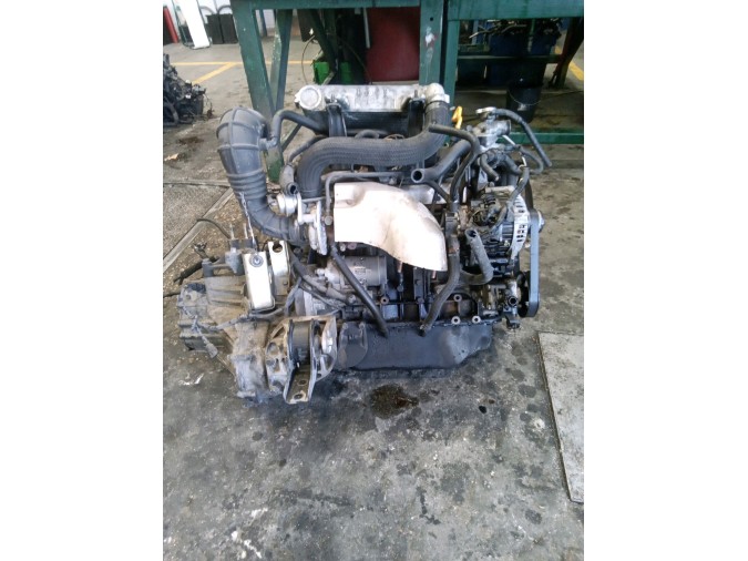 Motor completo KIA CARNIVAL 2006