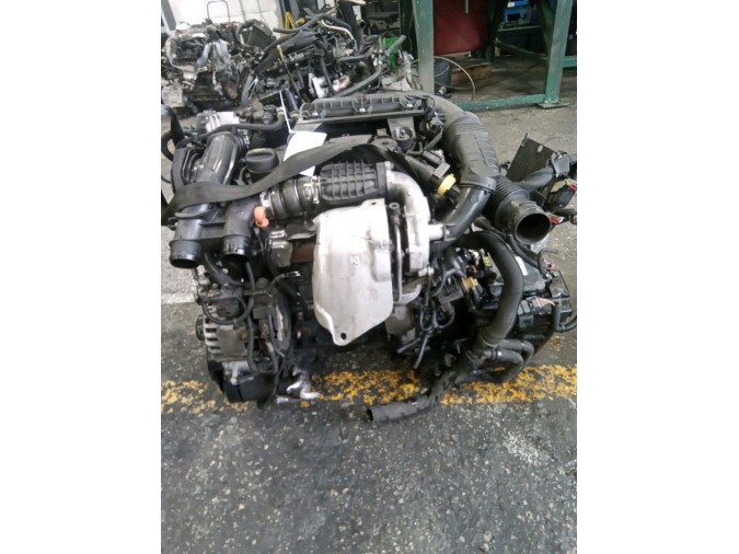 MOTOR CON ACCESORIOS SIN CAJA DE CAMBIOS CITROEN C4 PICASSO 2015