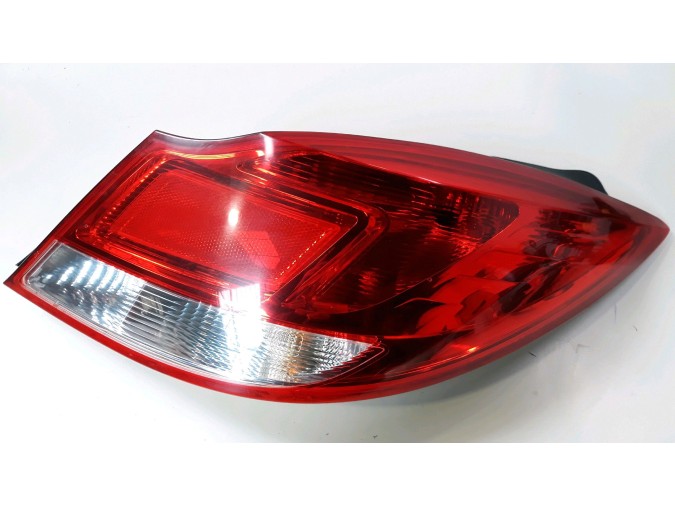 PILOTO TRASERO DERECHO OPEL INSIGNIA 2011
