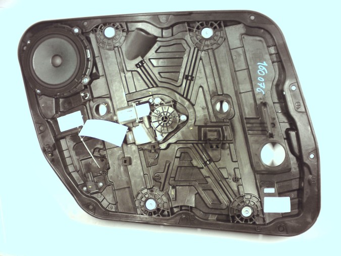ELEVALUNAS DELANTERO IZQUIERDO KIA SPORTAGE 2016
