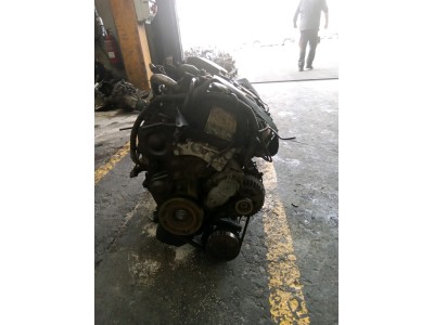 MOTOR CON ACCESORIOS Y CAJA DE CAMBIOS CITROEN C3
