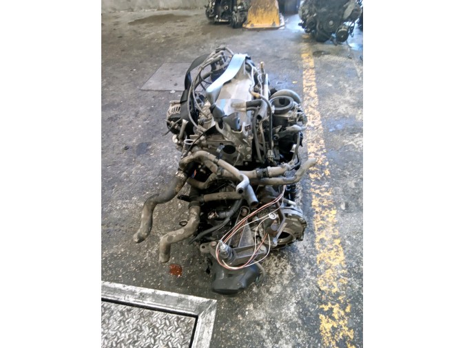 MOTOR CON ACCESORIOS Y CAJA DE CAMBIOS DACIA LOGAN 2007