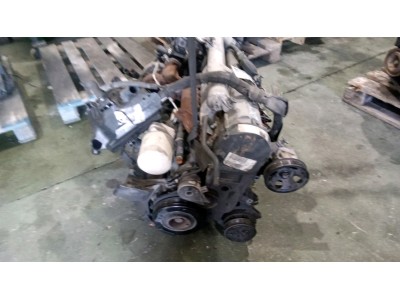 MOTOR CON ACCESORIOS Y CAJA DE CAMBIOS VOLVO S80 2001