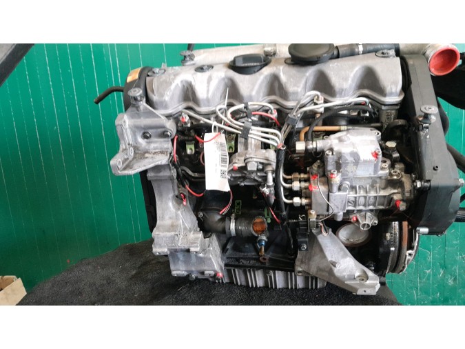 Motor VOLVO S80 2001