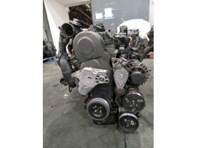 MOTOR CON ACCESORIOS Y CAJA DE CAMBIOS VOLKSWAGEN GOLF