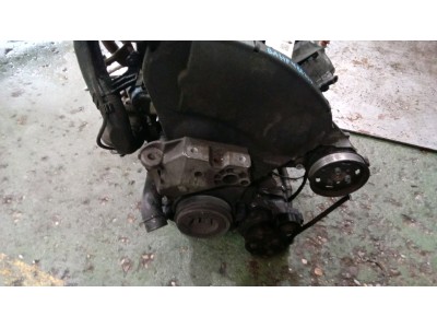 MOTOR CON ACCESORIOS Y CAJA DE CAMBIOS SKODA OCTAVIA 2000