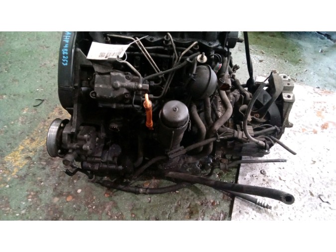 MOTOR CON ACCESORIOS Y CAJA DE CAMBIOS SKODA OCTAVIA 2000